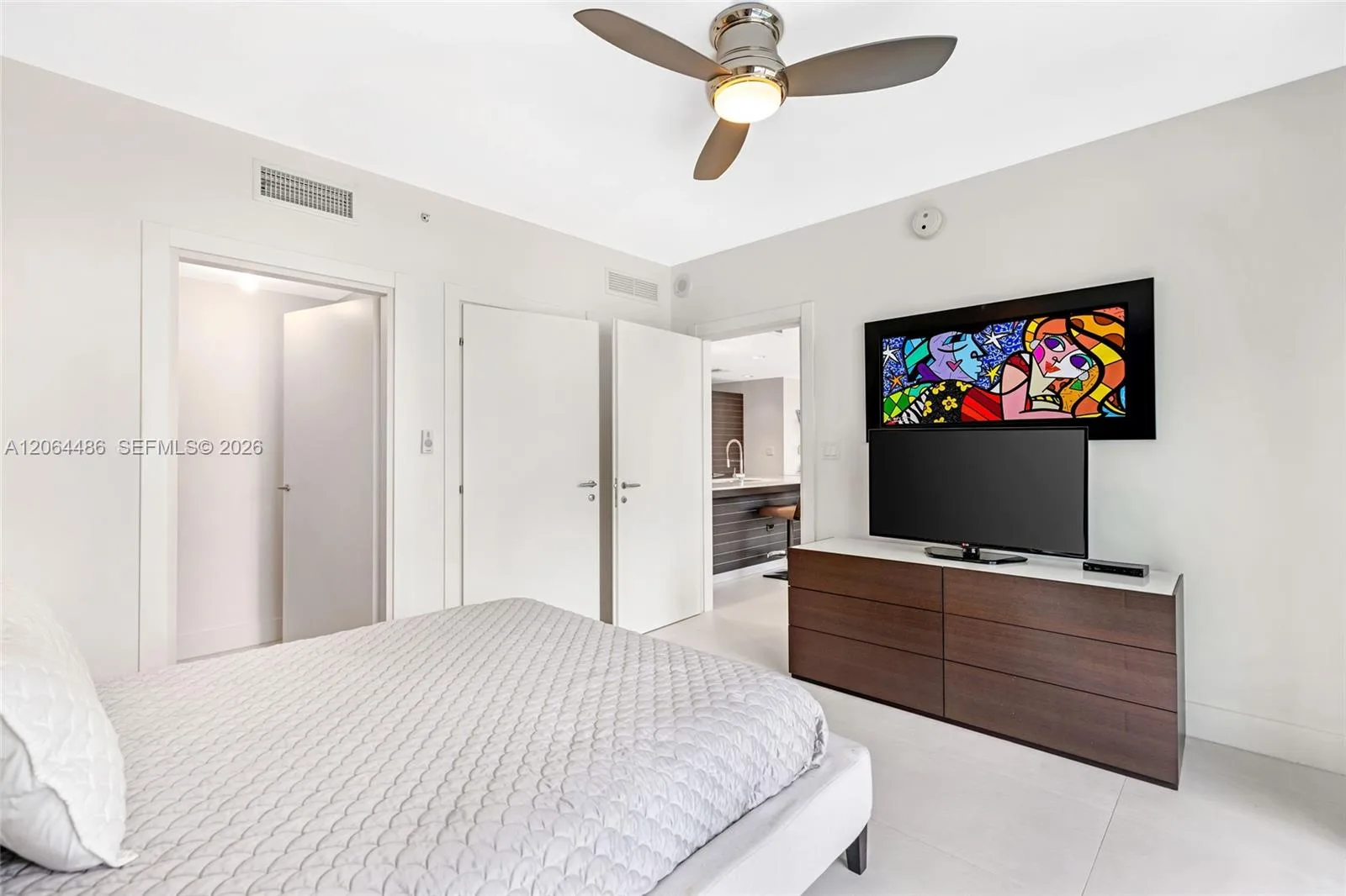 200 Biscayne Boulevard Way # 504, Miami, FL 33131 photo 10