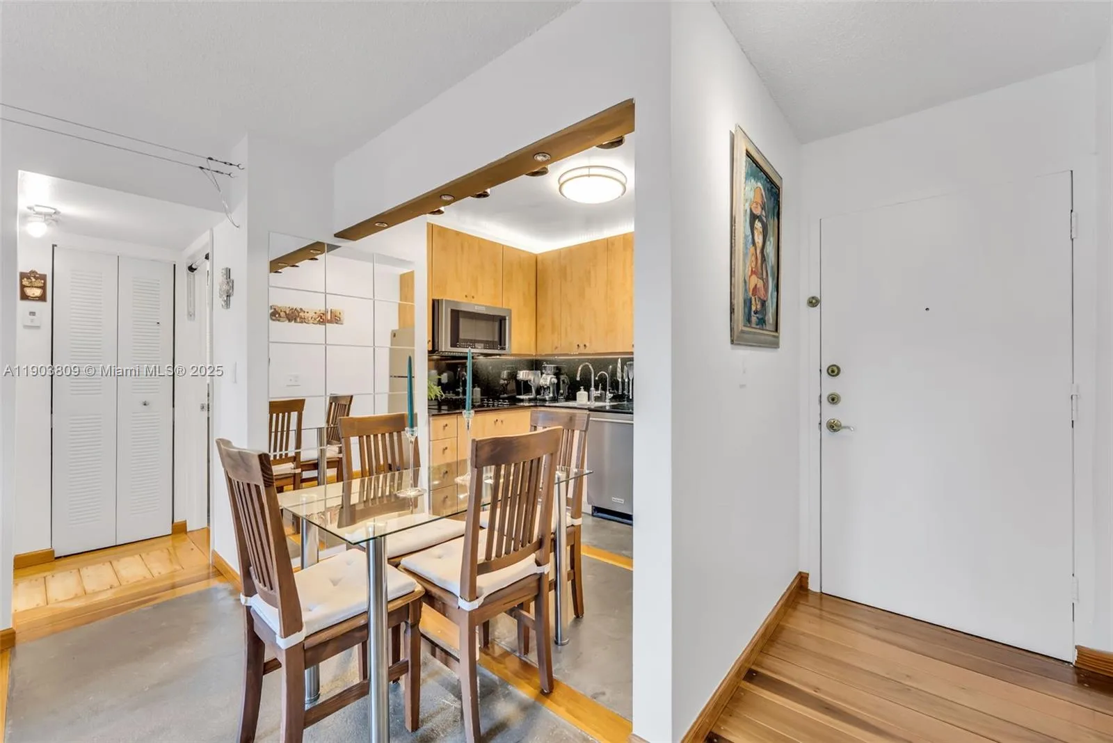 3661 SW 9th Ter # 207, Miami, FL 33135 — zdjęcie 5