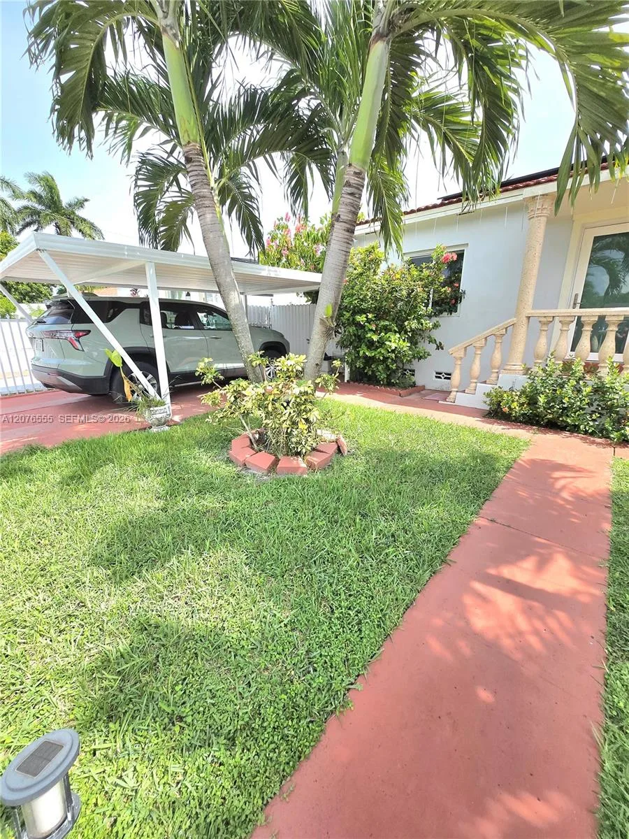 3320 NW 20th St, Miami, FL 33142 photo 2