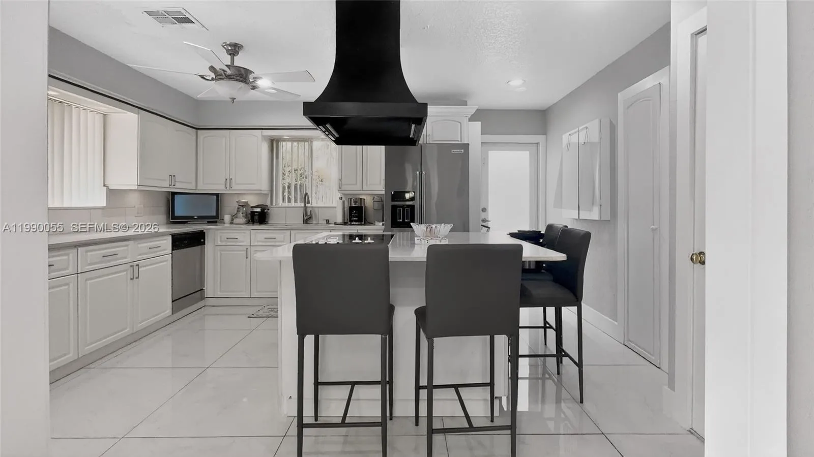 136 SE 2nd Ct, Dania Beach, FL 33004 photo 6