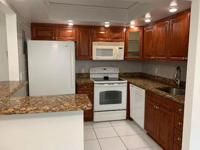 259 Saxony F # 259, Delray Beach, FL 33446