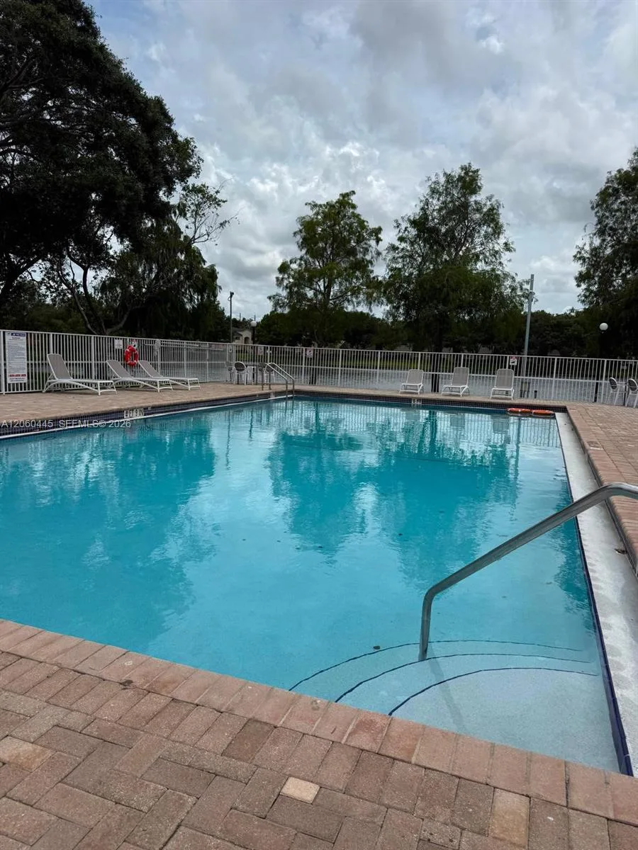 3680 N 56th Ave # 823, Hollywood, FL 33021 photo 9