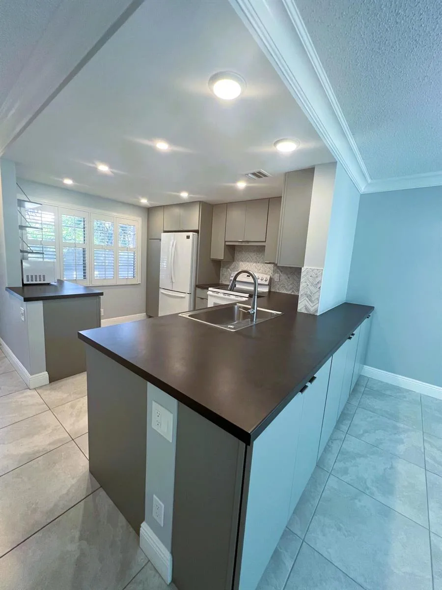 3203 Portofino Point # G2, Coconut Creek, FL 33066 photo 2