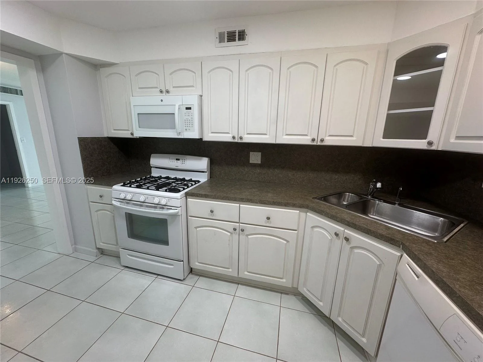 2030 S Ocean Dr # 1705, Hallandale Beach, FL 33009 photo 12