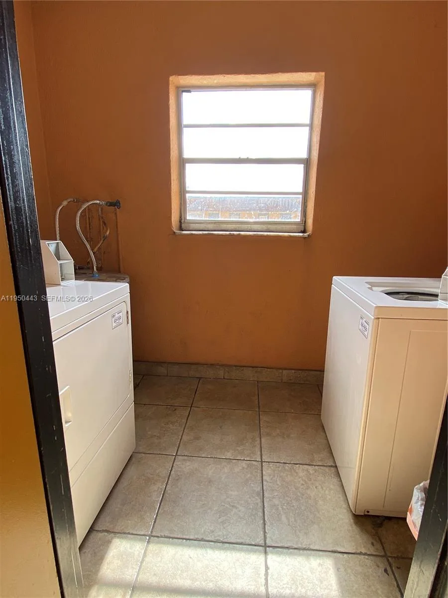 295 NW 72nd Ave # 304, Miami, FL 33126 photo 10