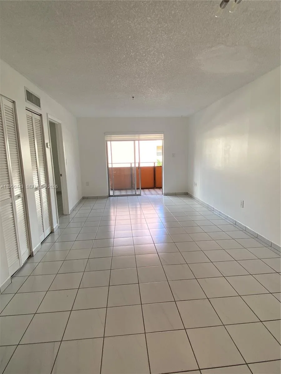 295 NW 72nd Ave # 304, Miami, FL 33126 photo 8