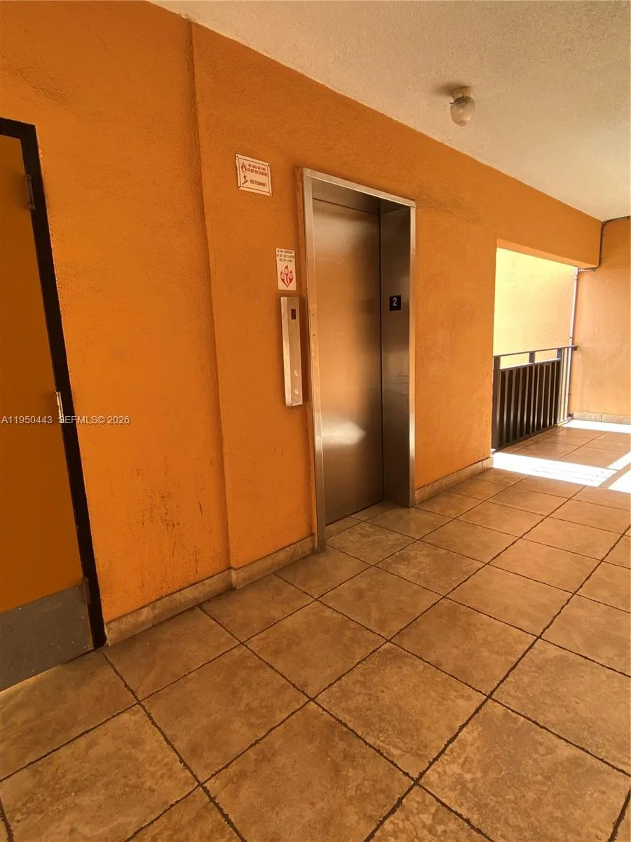 295 NW 72nd Ave # 304, Miami, FL 33126 photo 9