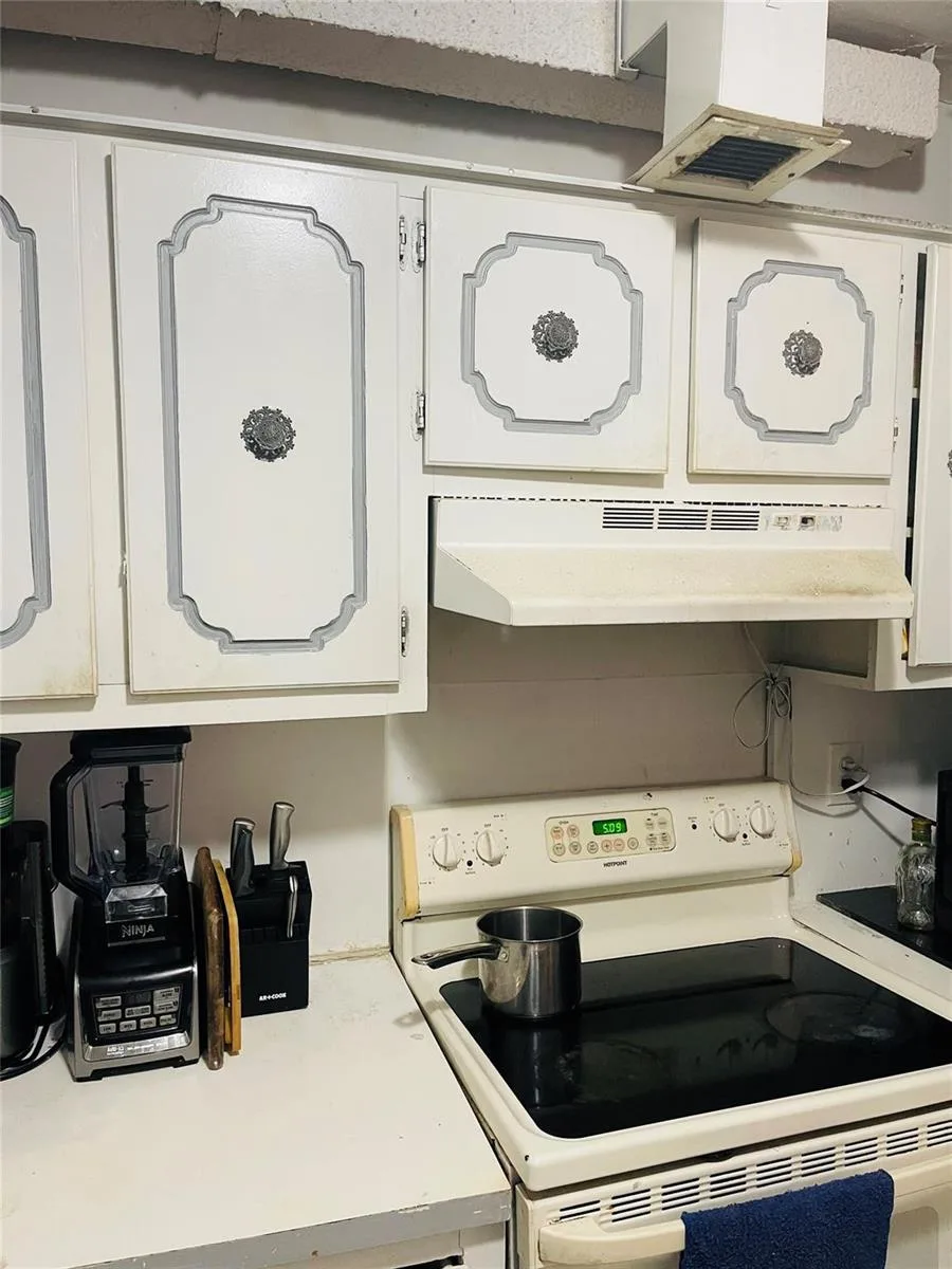 3301 SPANISH MOSS Terrace # 610, Lauderhill, FL 33319 photo 12
