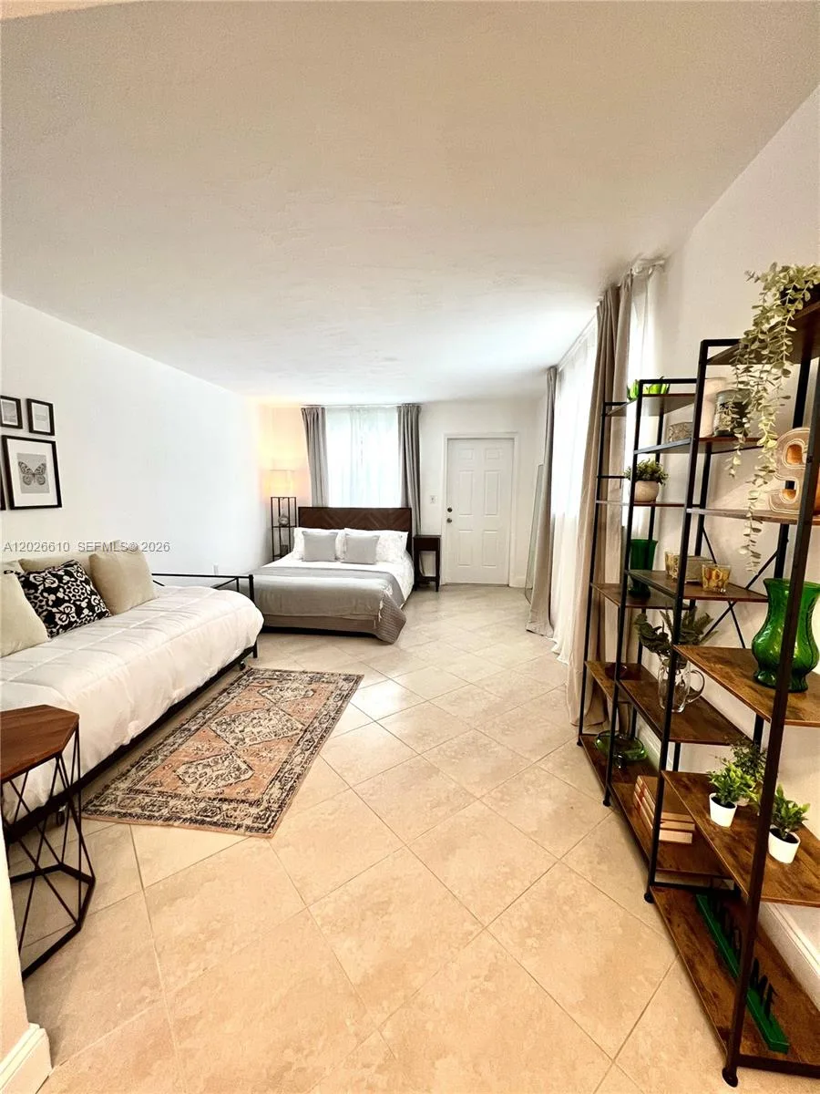 919 Michigan Ave # 1, Miami Beach, FL 33139