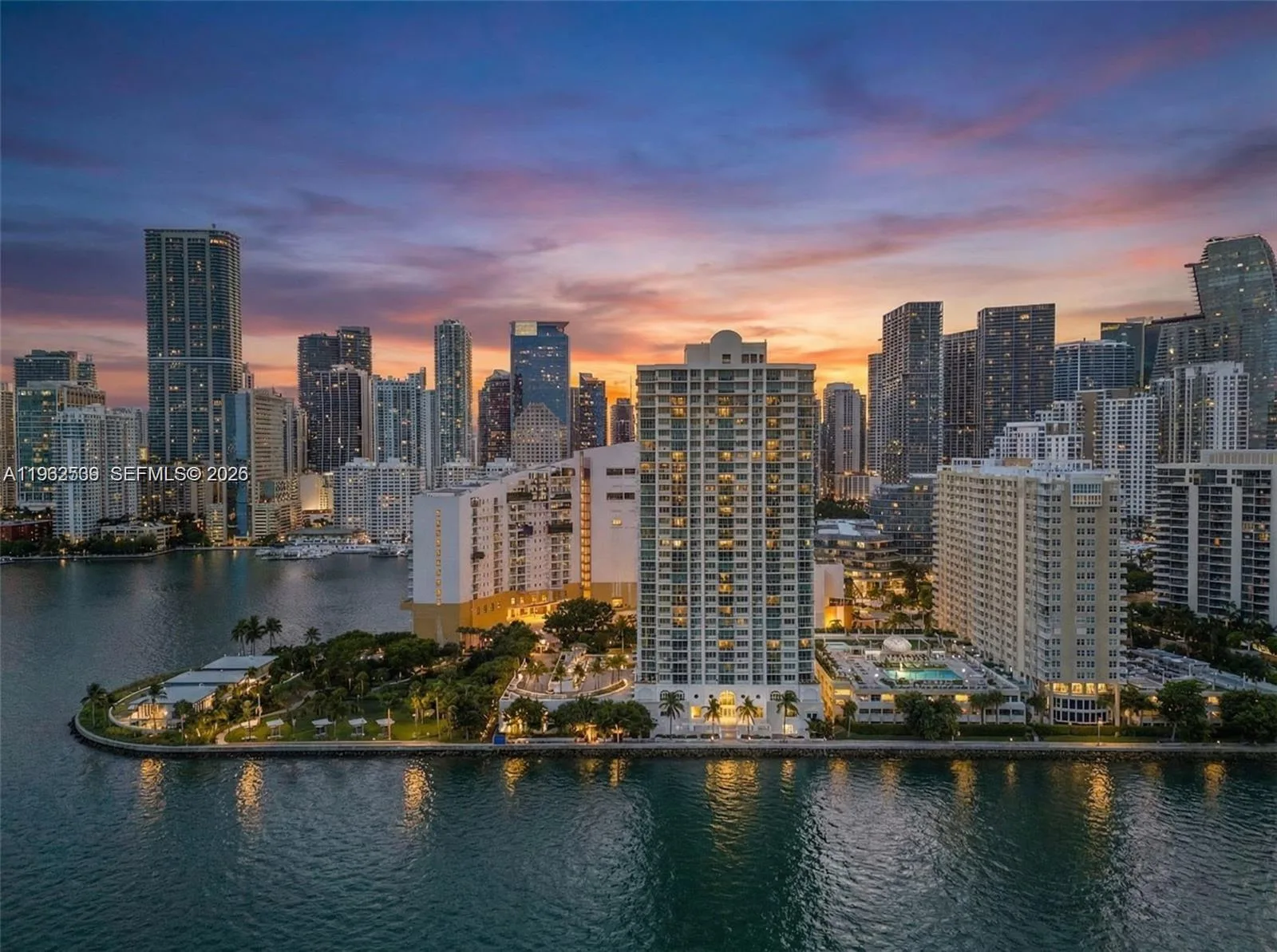 800 Claughton Island Dr # 1504, Miami, FL 33131