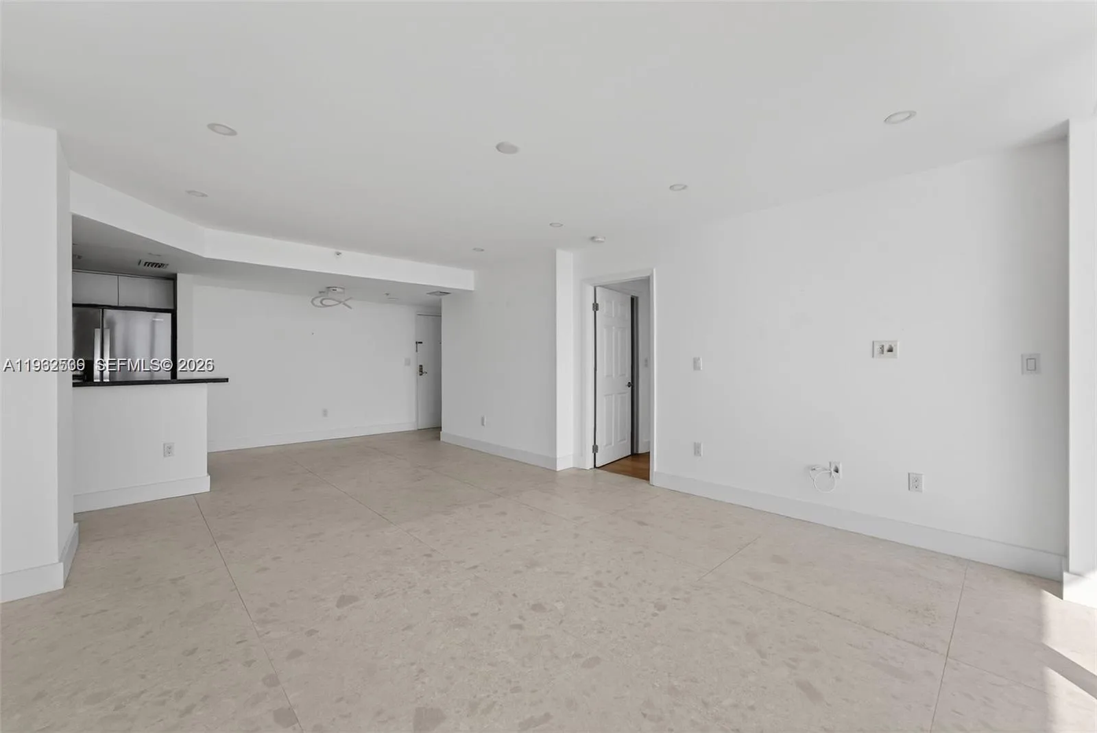 800 Claughton Island Dr # 1504, Miami, FL 33131 photo 13