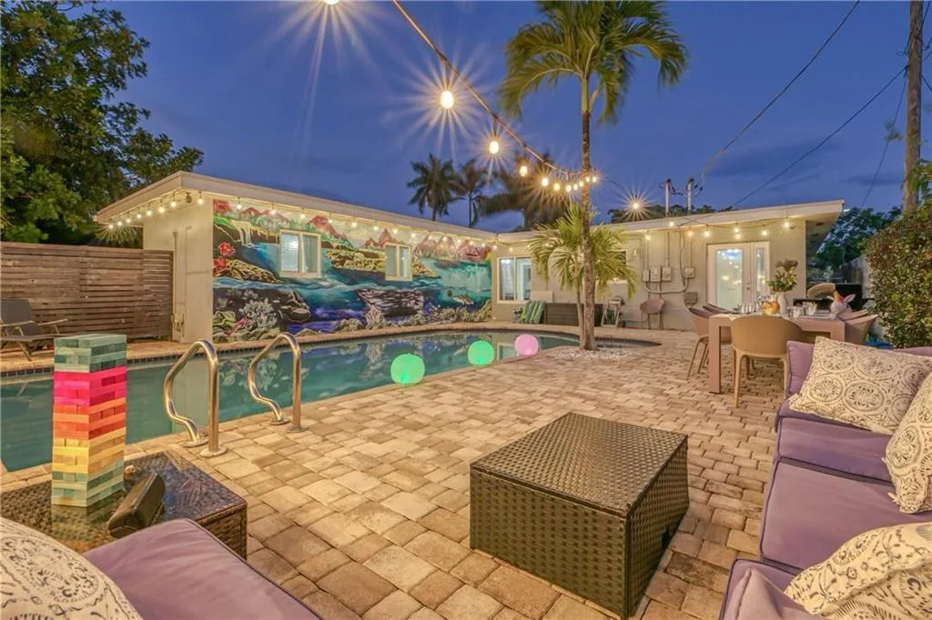 1517 NE 17th Terrace, Fort Lauderdale, FL 33304