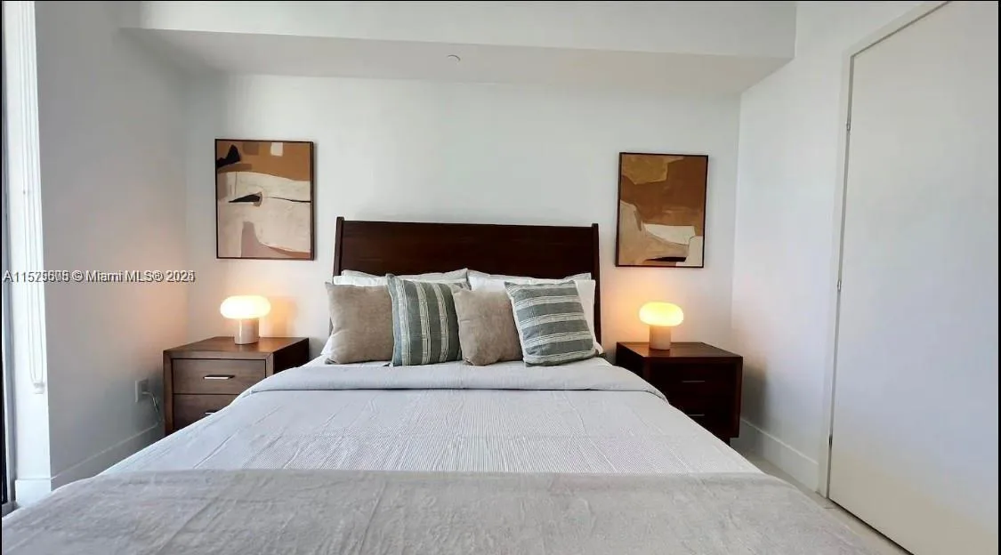 1300 BRICKELL BAY DR # 3400, Miami, FL 33131 photo 7