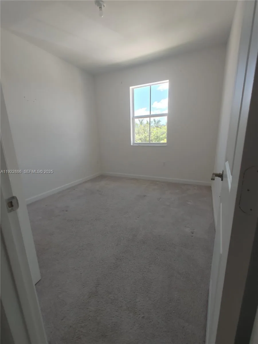 1766 SE 26th Rd, Homestead, FL 33035 photo 10