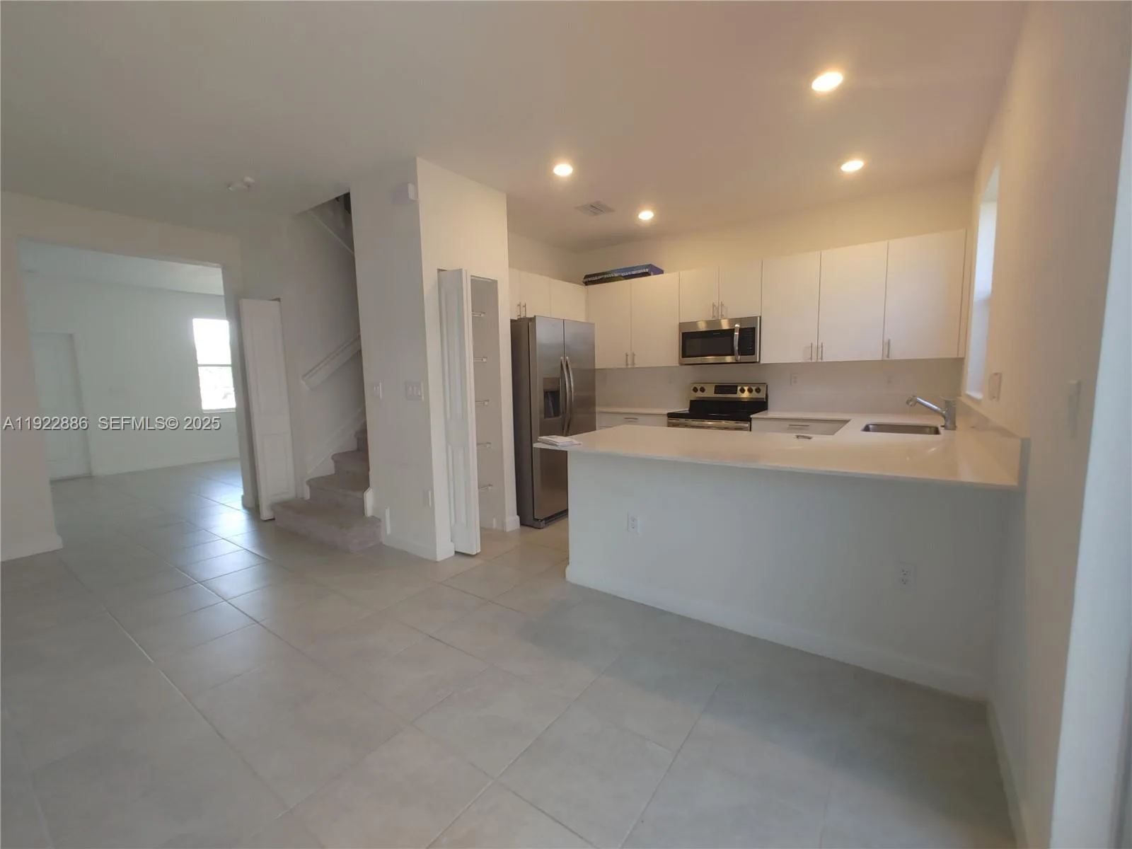 1766 SE 26th Rd, Homestead, FL 33035 photo 2