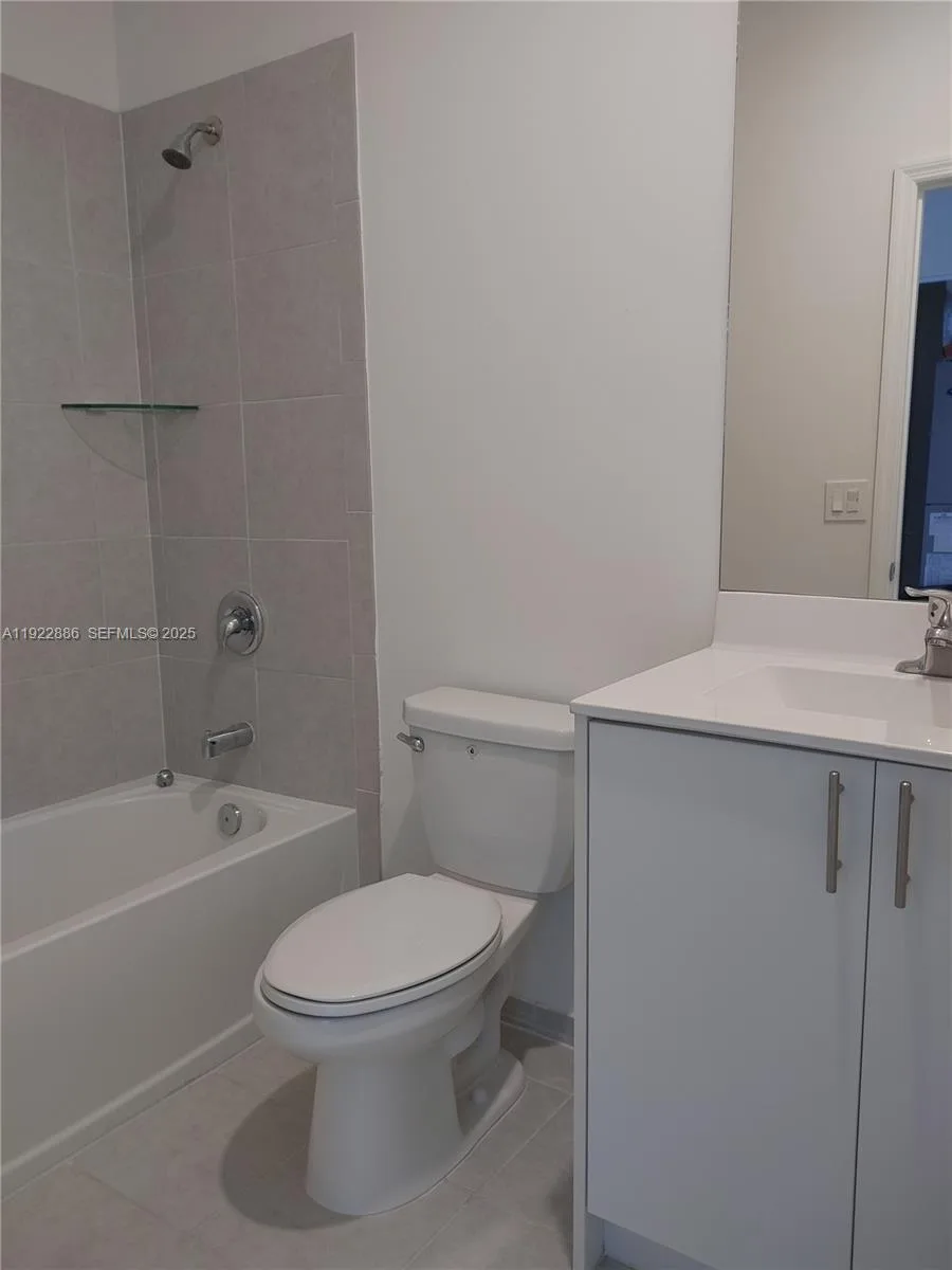 1766 SE 26th Rd, Homestead, FL 33035 photo 6