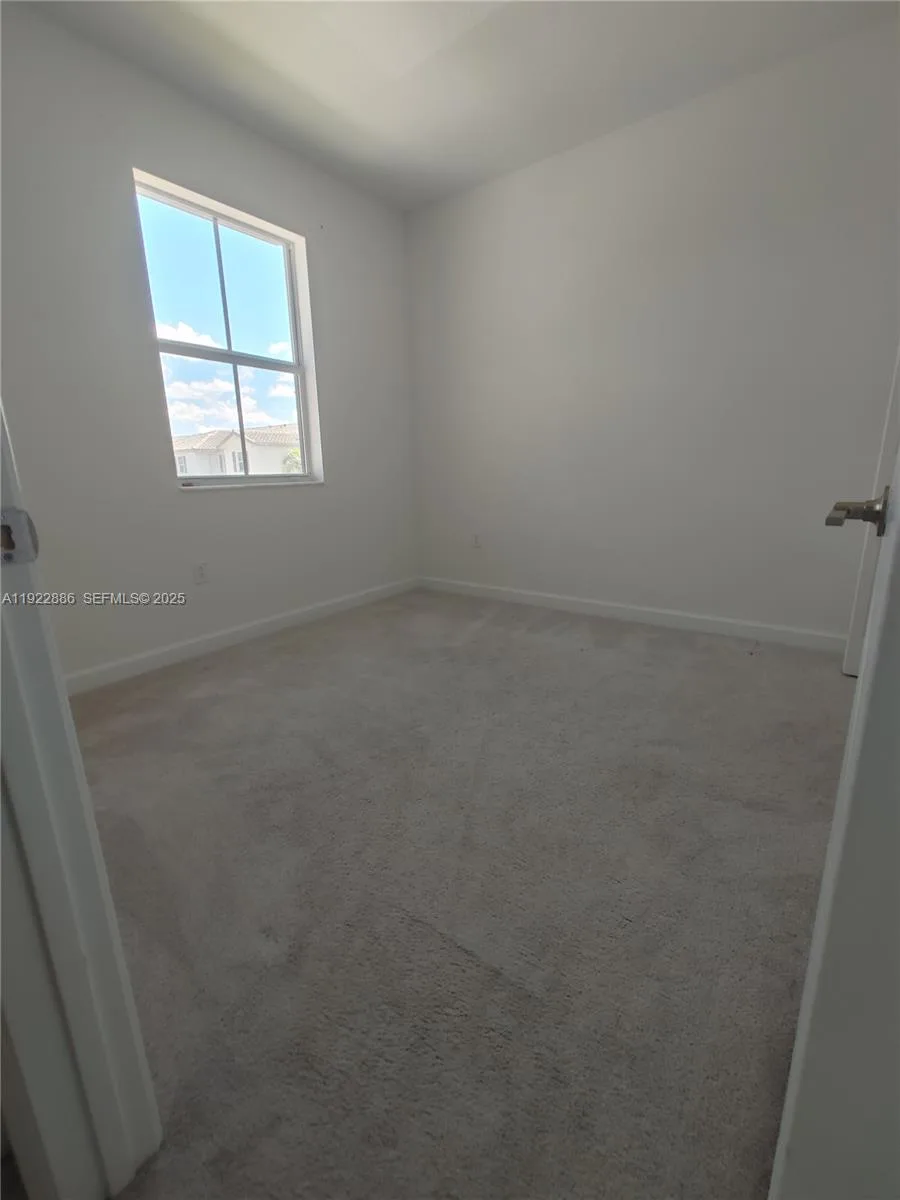 1766 SE 26th Rd, Homestead, FL 33035 photo 9