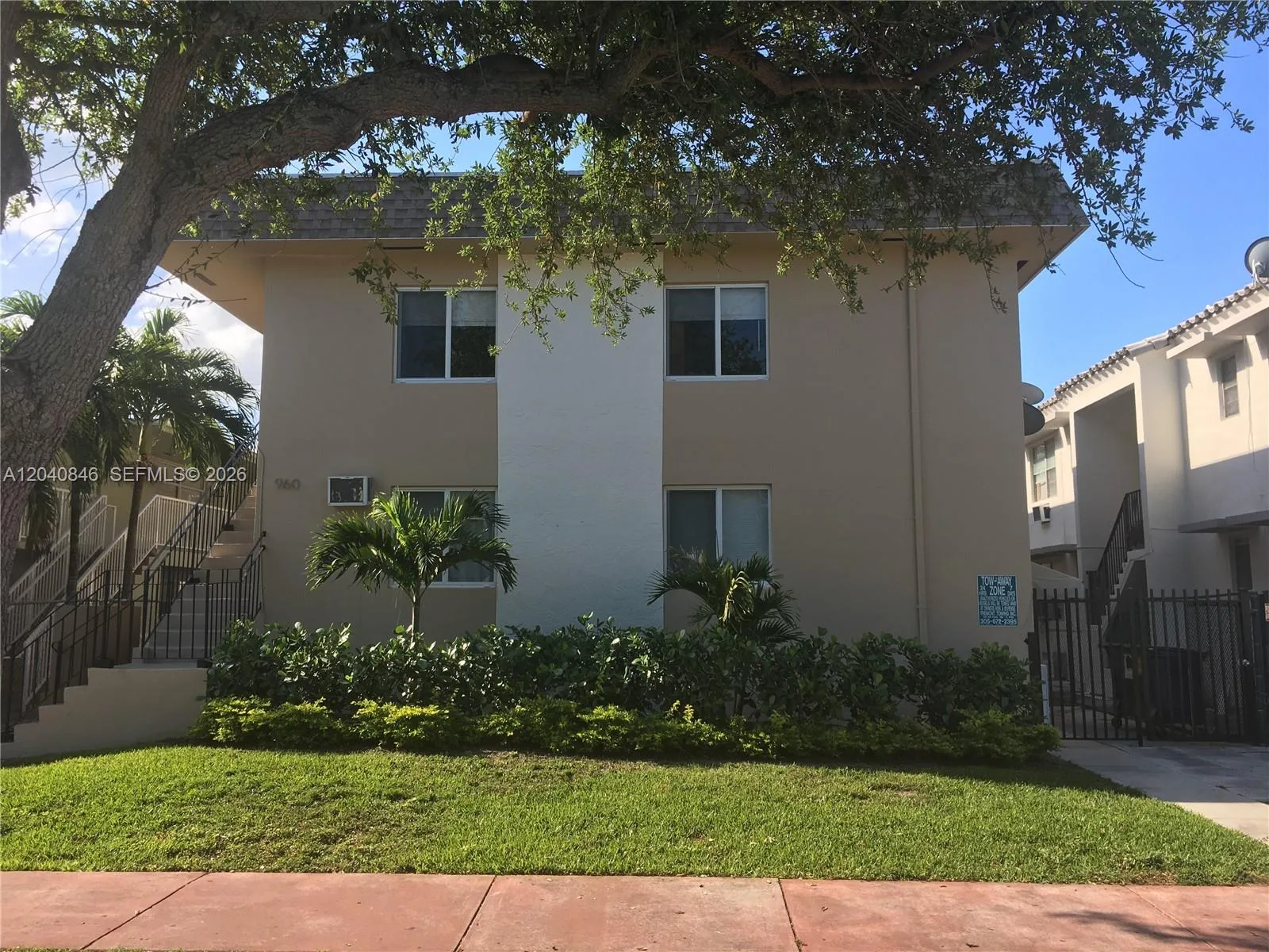 960 Biarritz Dr # 2, Miami Beach, FL 33141