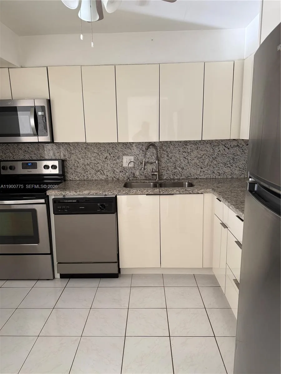 16570 NE 26th Ave # 3C, North Miami Beach, FL 33160 photo 8