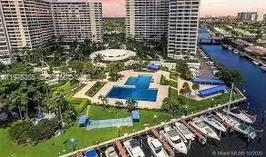 600 Three Islands Blvd # 1014, Hallandale Beach, FL 33009 photo 3