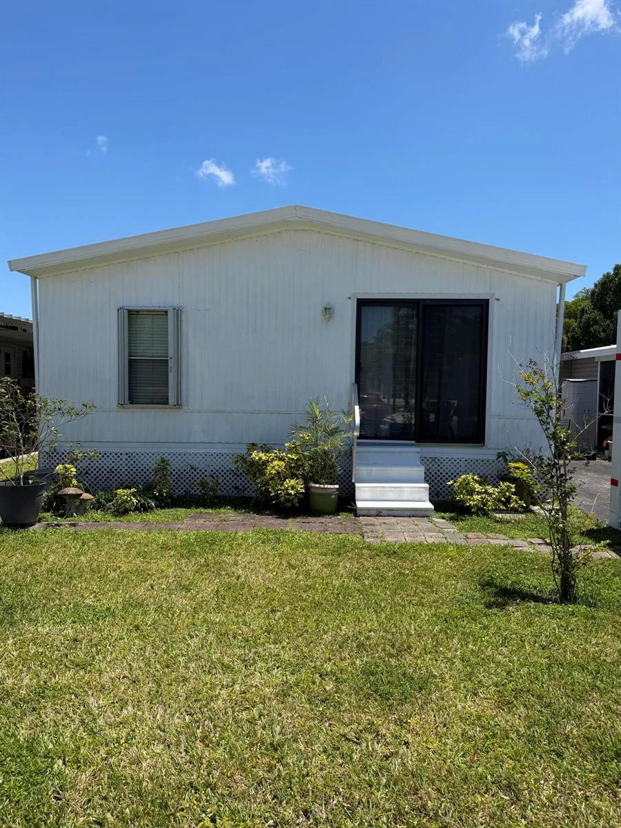 5310 SW 27th Terrace, Dania Beach, FL 33312