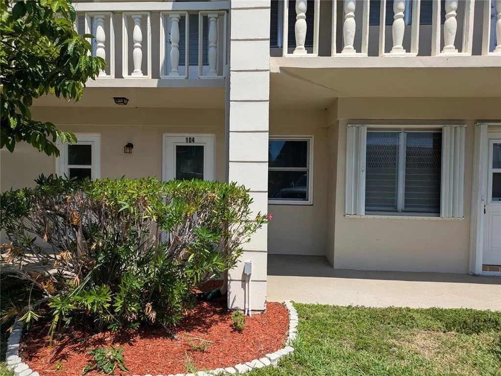2115 NE 42nd Court # 104N, Lighthouse Point, FL 33064