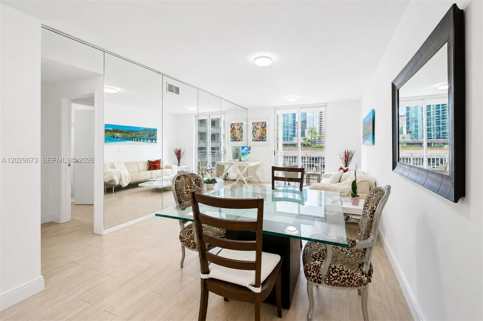 185 SE 14th Ter # 1410, Miami, FL 33131 photo 4