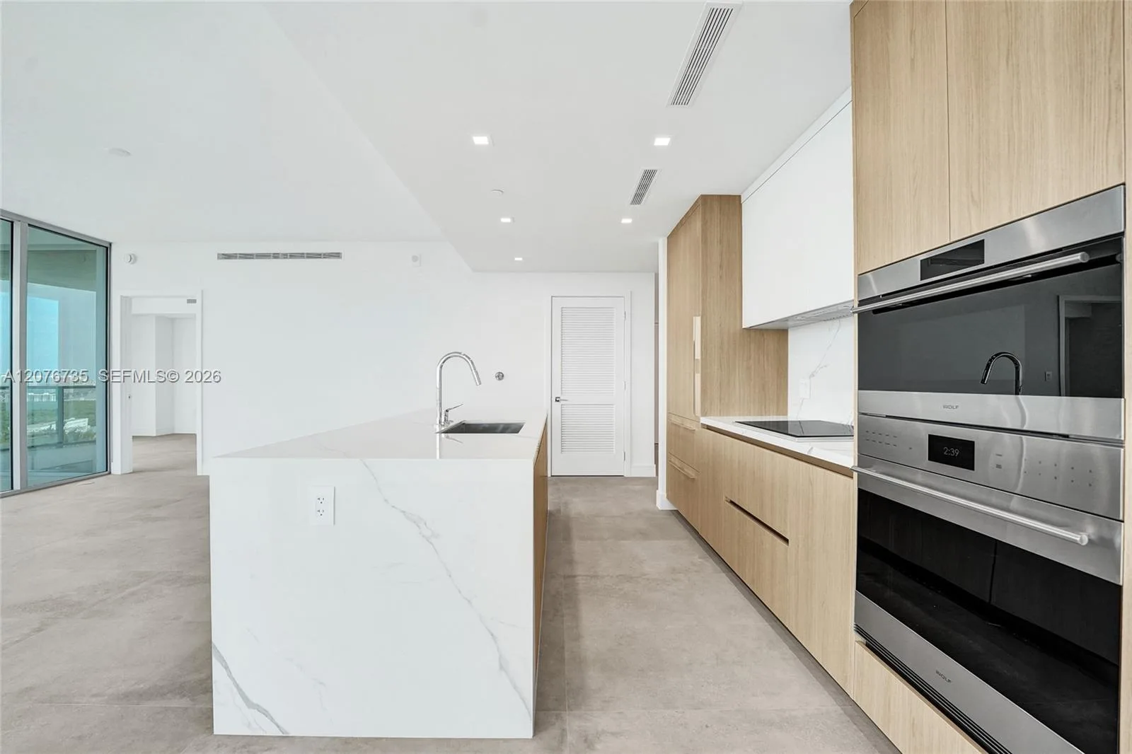 2411 Laguna Circle # 2511, North Miami, FL 33181 photo 10