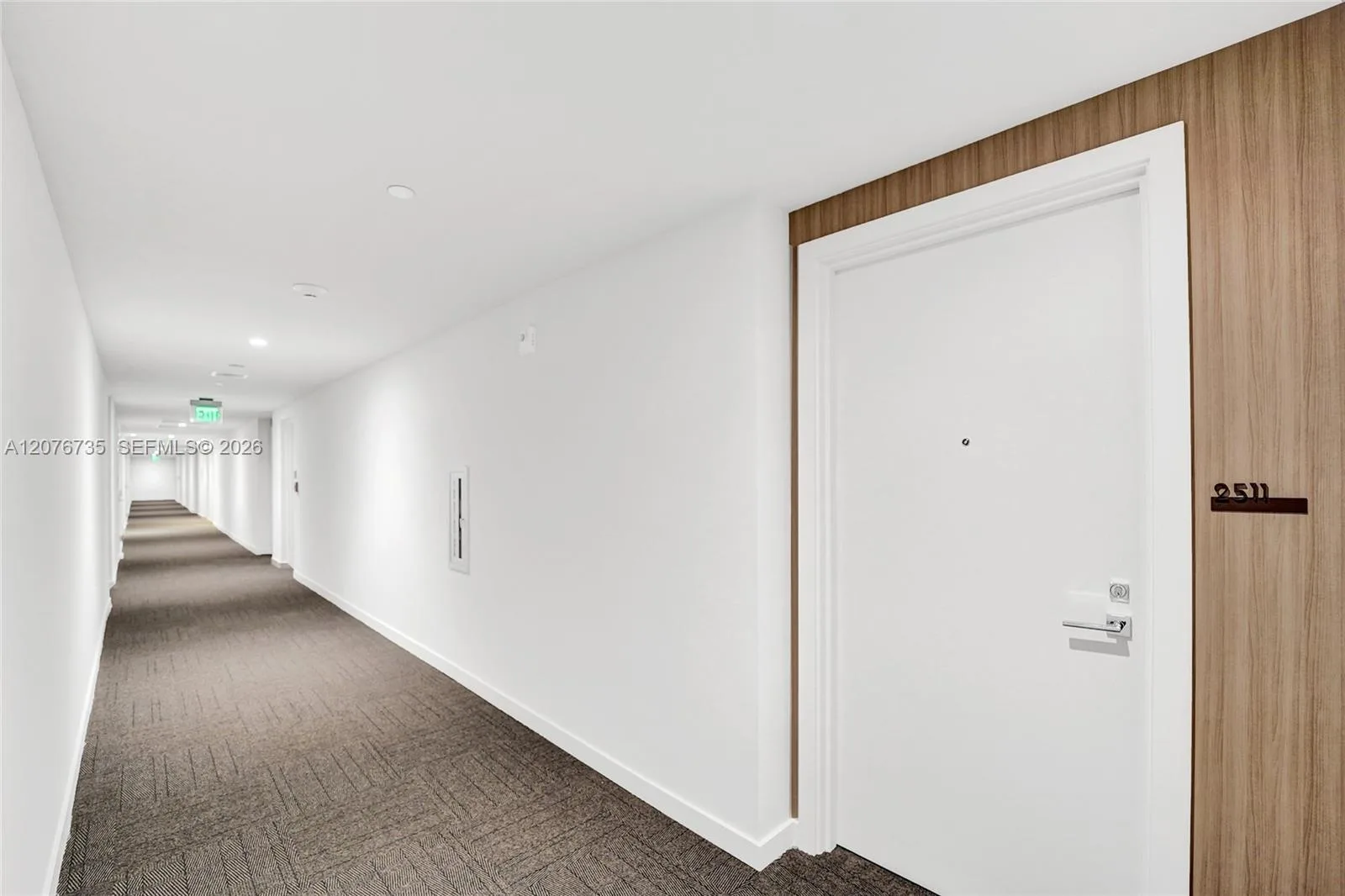 2411 Laguna Circle # 2511, North Miami, FL 33181 photo 11