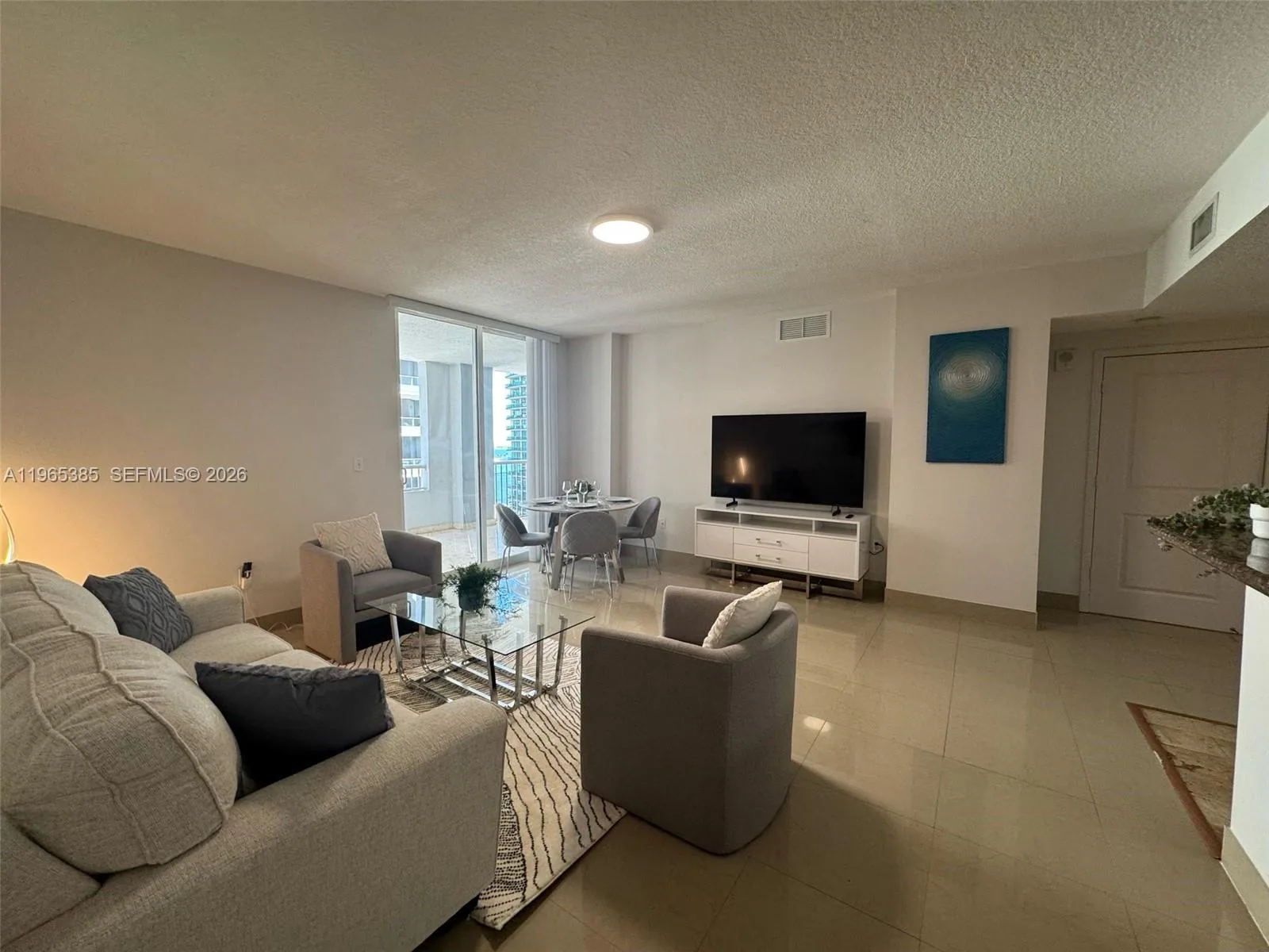 170 SE 14th St # 1108, Miami, FL 33131