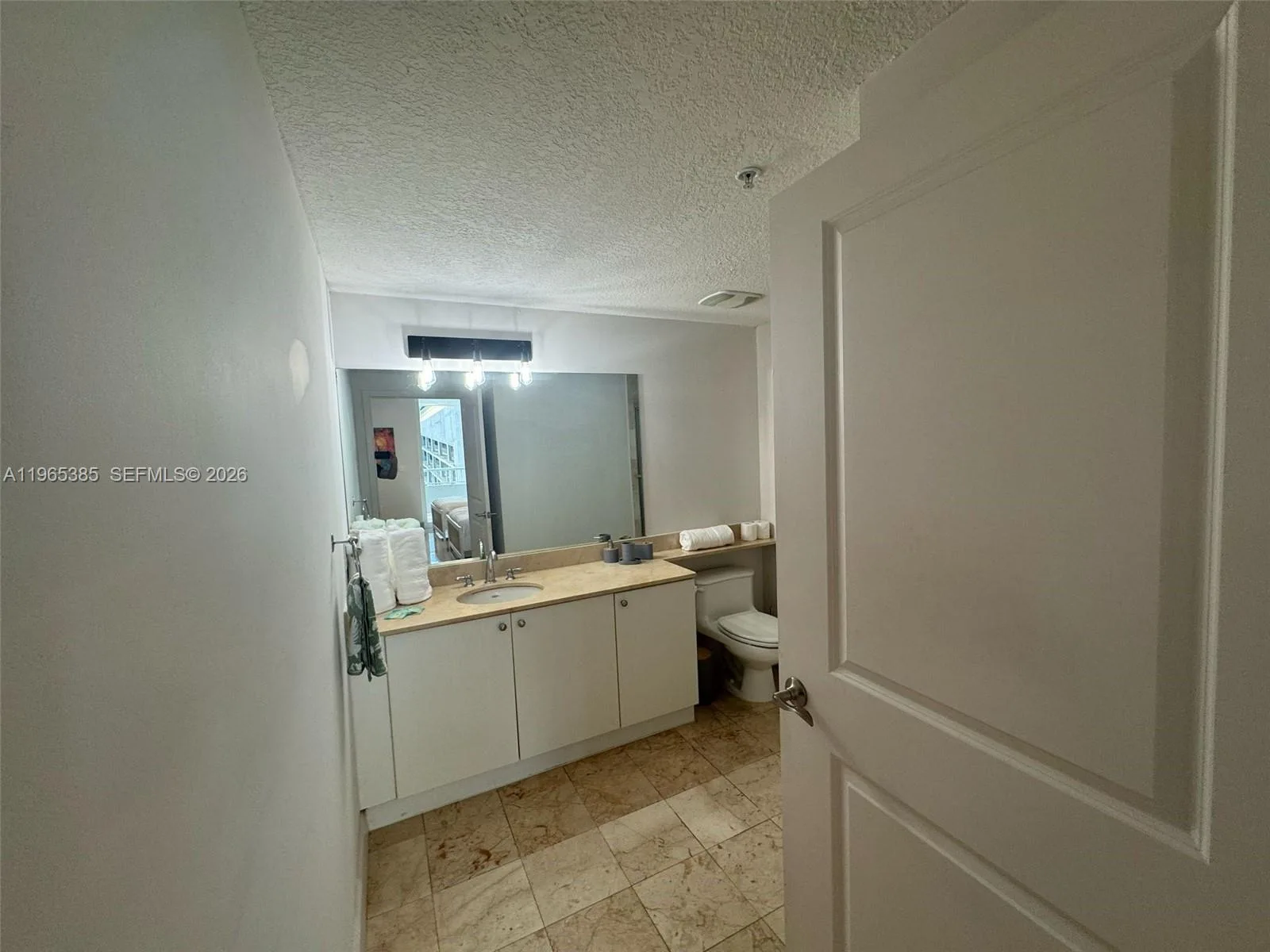 170 SE 14th St # 1108, Miami, FL 33131 photo 10