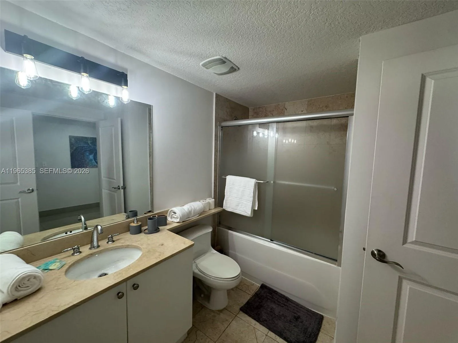 170 SE 14th St # 1108, Miami, FL 33131 photo 5