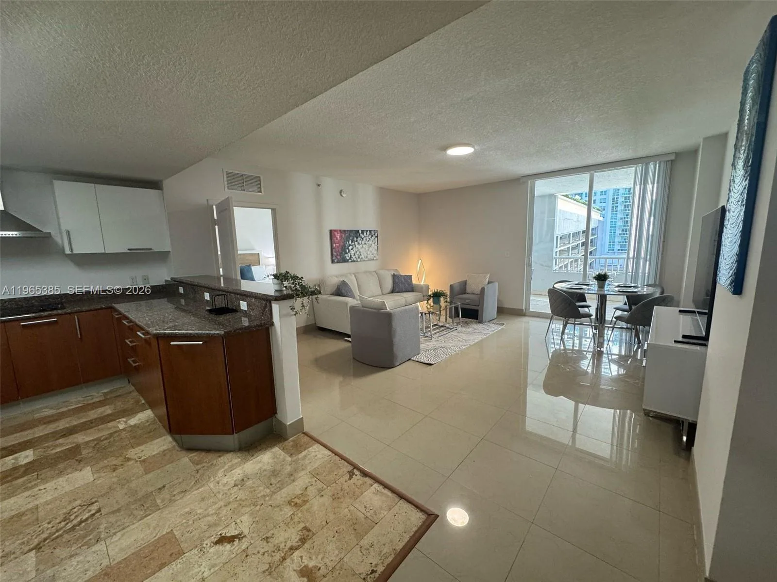 170 SE 14th St # 1108, Miami, FL 33131 photo 8