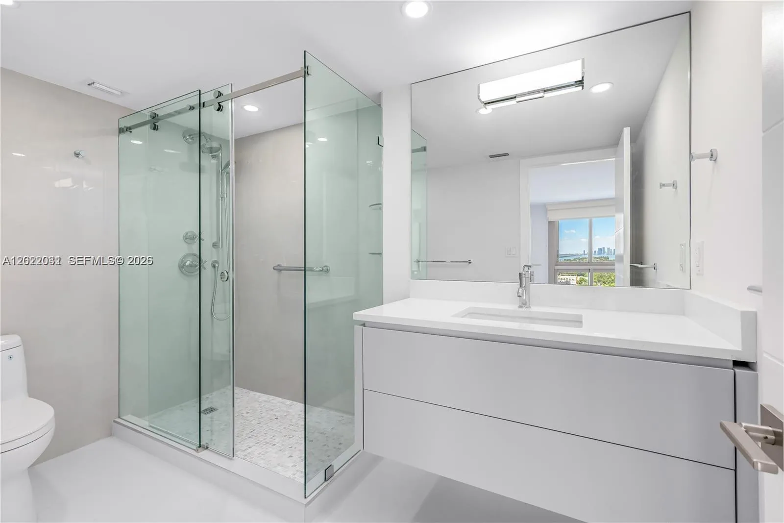 2655 Collins Ave # 2302, Miami Beach, FL 33140 photo 12
