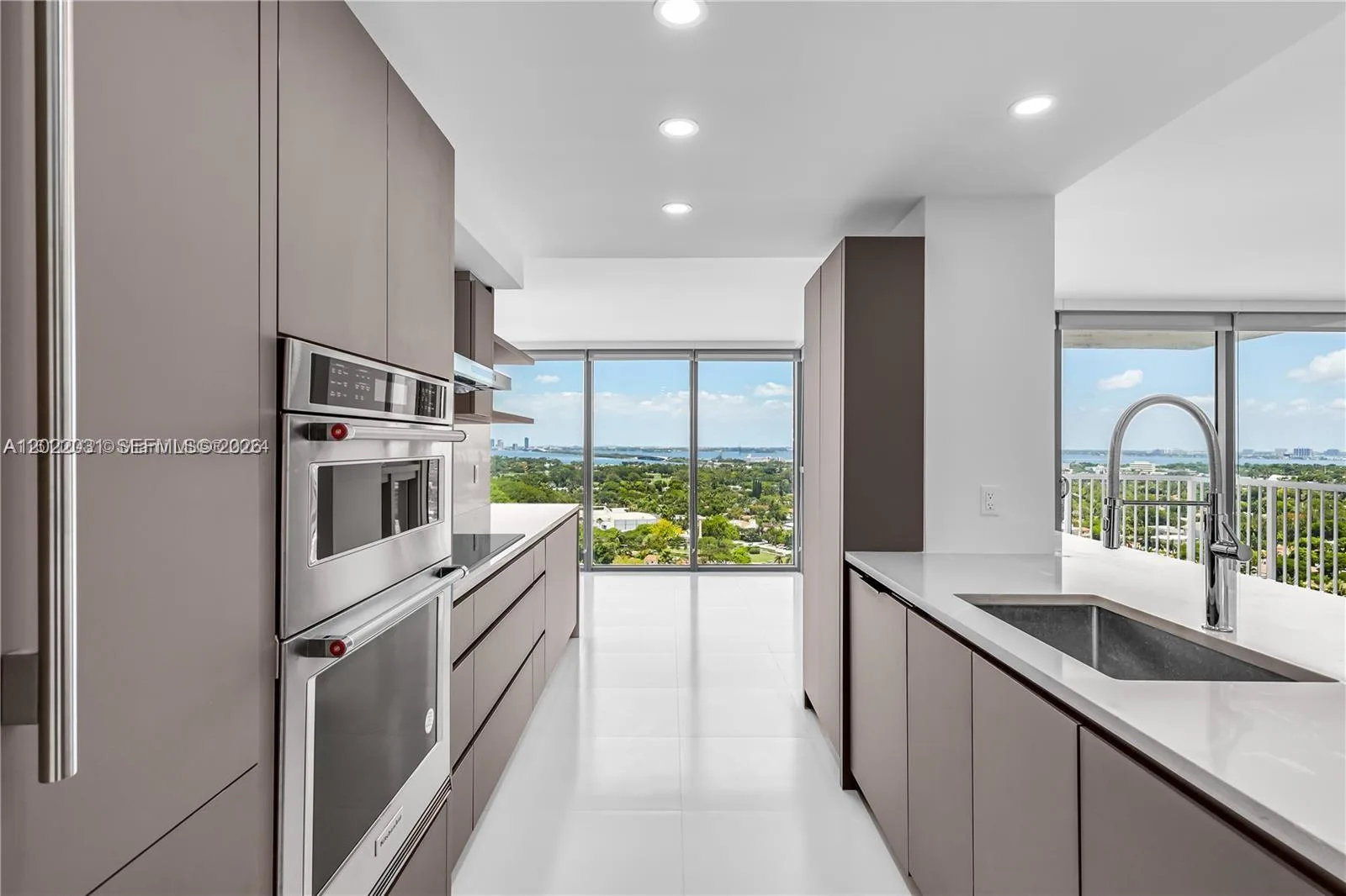 2655 Collins Ave # 2302, Miami Beach, FL 33140 photo 8