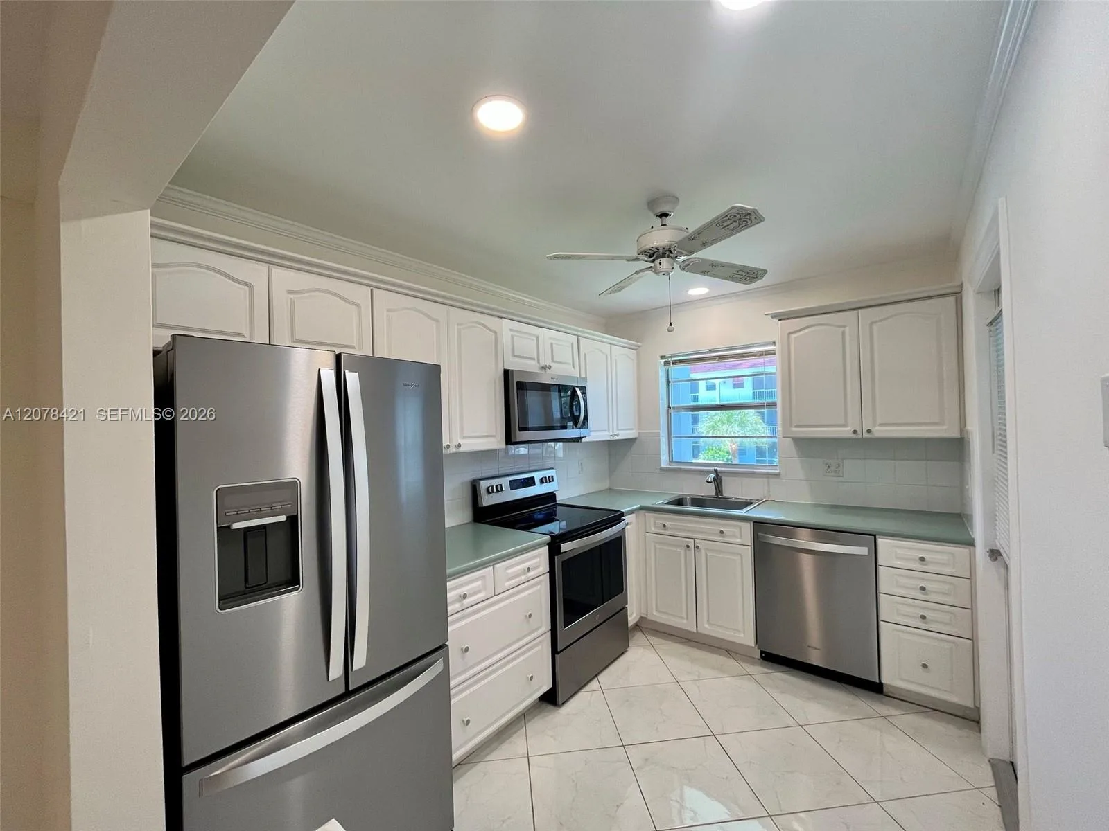 581 Blue Heron Dr # 212-B, Hallandale Beach, FL 33009 photo 12