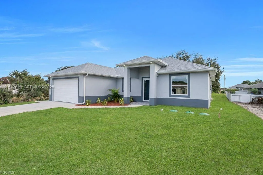 2915 6th ST SW, Lehigh Acres, FL 33976 photo 5