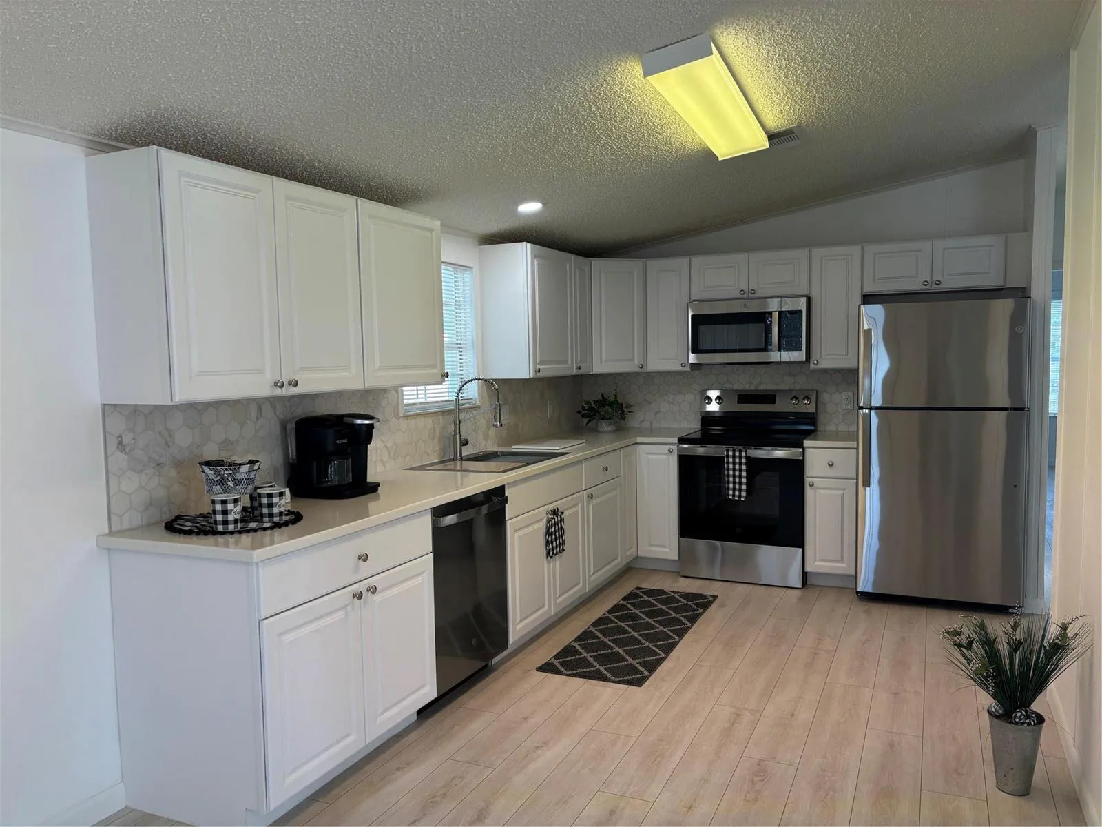 1622 SW 35th Circle, Okeechobee, FL 34974 photo 3