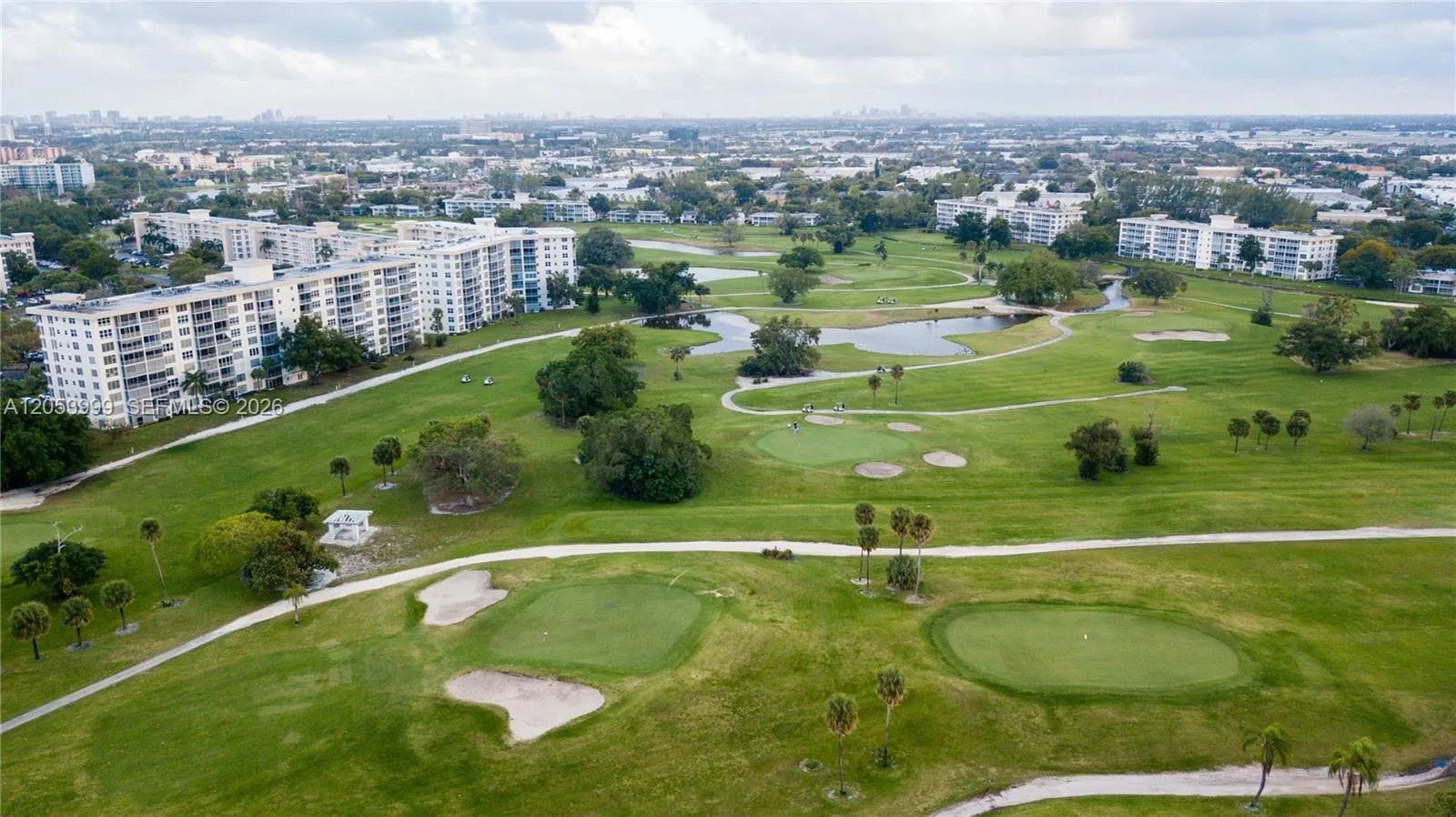 2850 N Palm Aire Dr # 404, Pompano Beach, FL 33069 photo 4