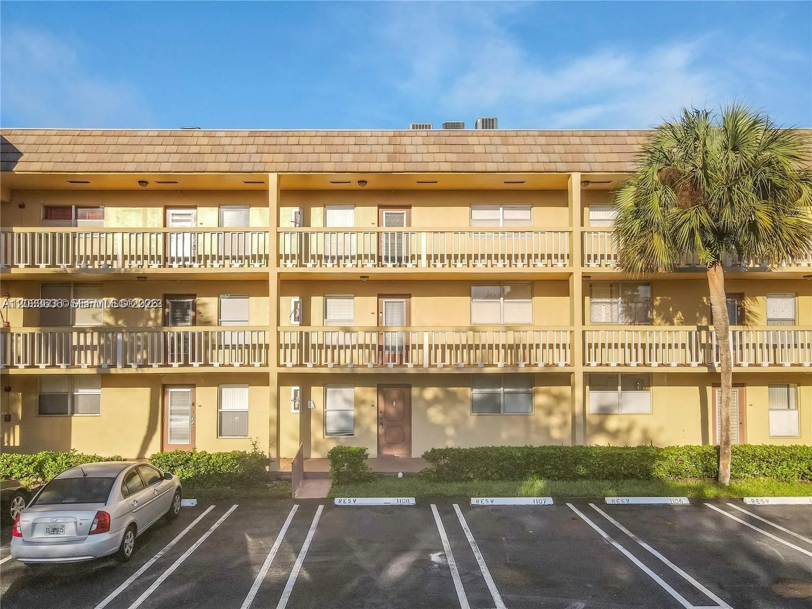 7561 NW 1st St # 204, Margate, FL 33063