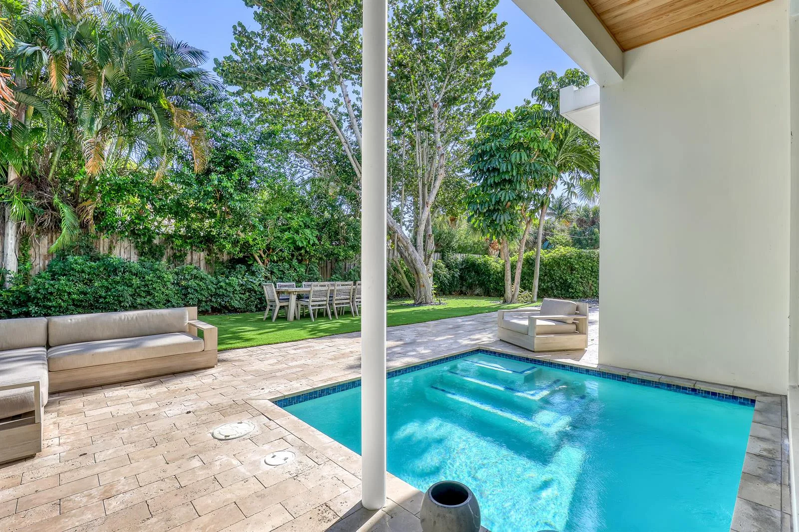 703 NE 5th Street, Delray Beach, FL 33483 photo 2