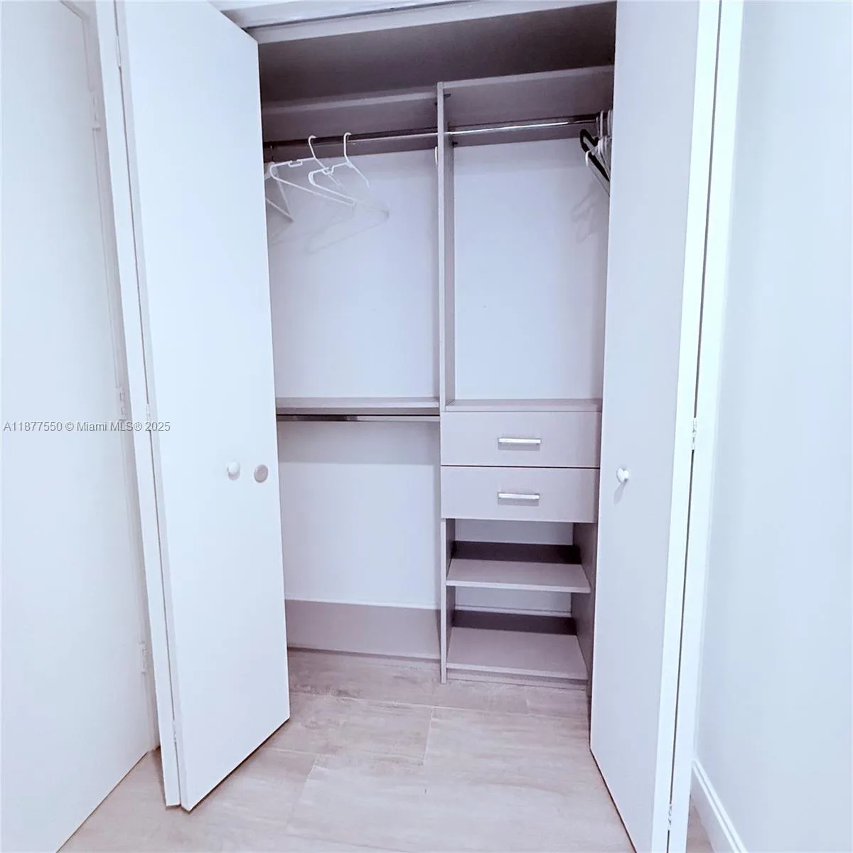 55 SW 9th St # 3903, Miami, FL 33130 photo 12