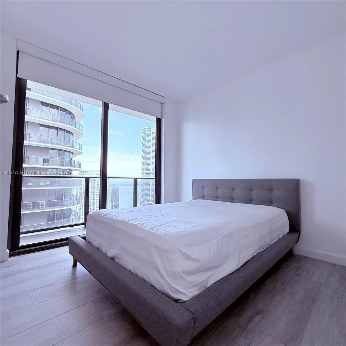 55 SW 9th St # 3903, Miami, FL 33130 photo 6