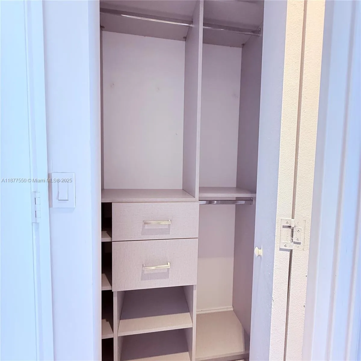 55 SW 9th St # 3903, Miami, FL 33130 photo 7
