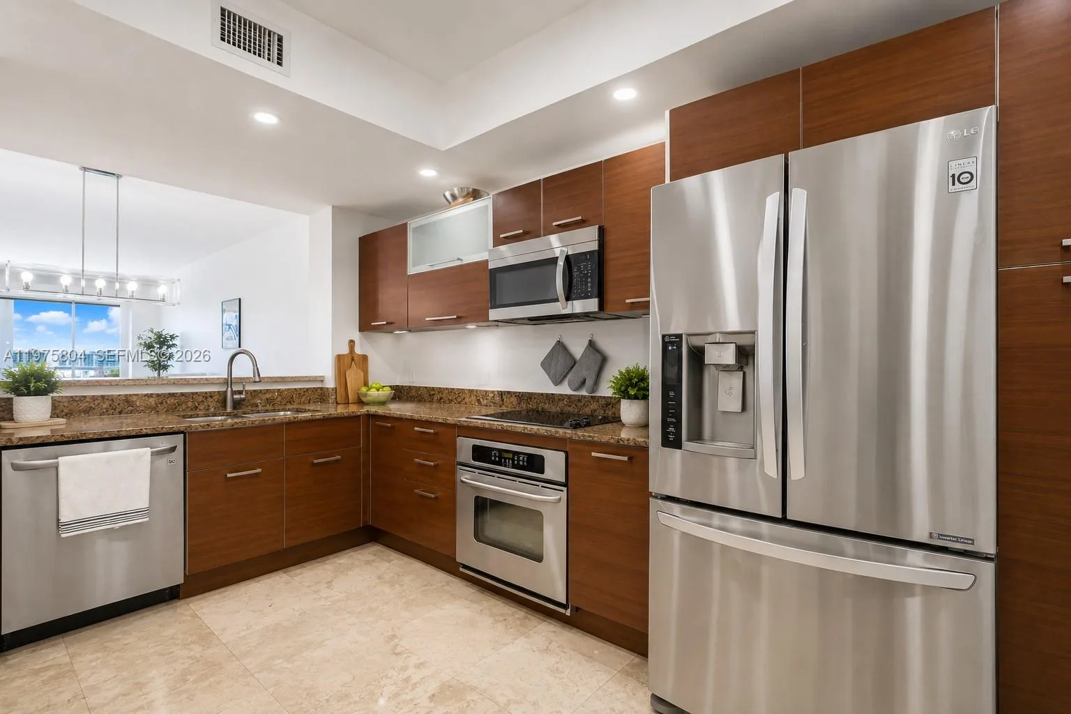 3330 NE 190th St # 1212, Aventura, FL 33180 photo 5