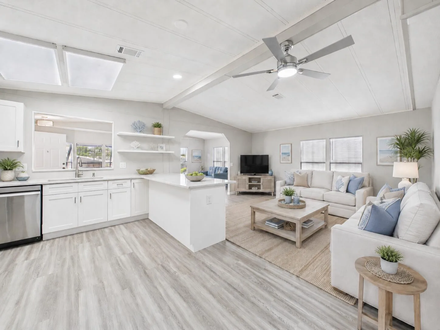 7831 SE Shenandoah Drive, Hobe Sound, FL 33455 photo 6