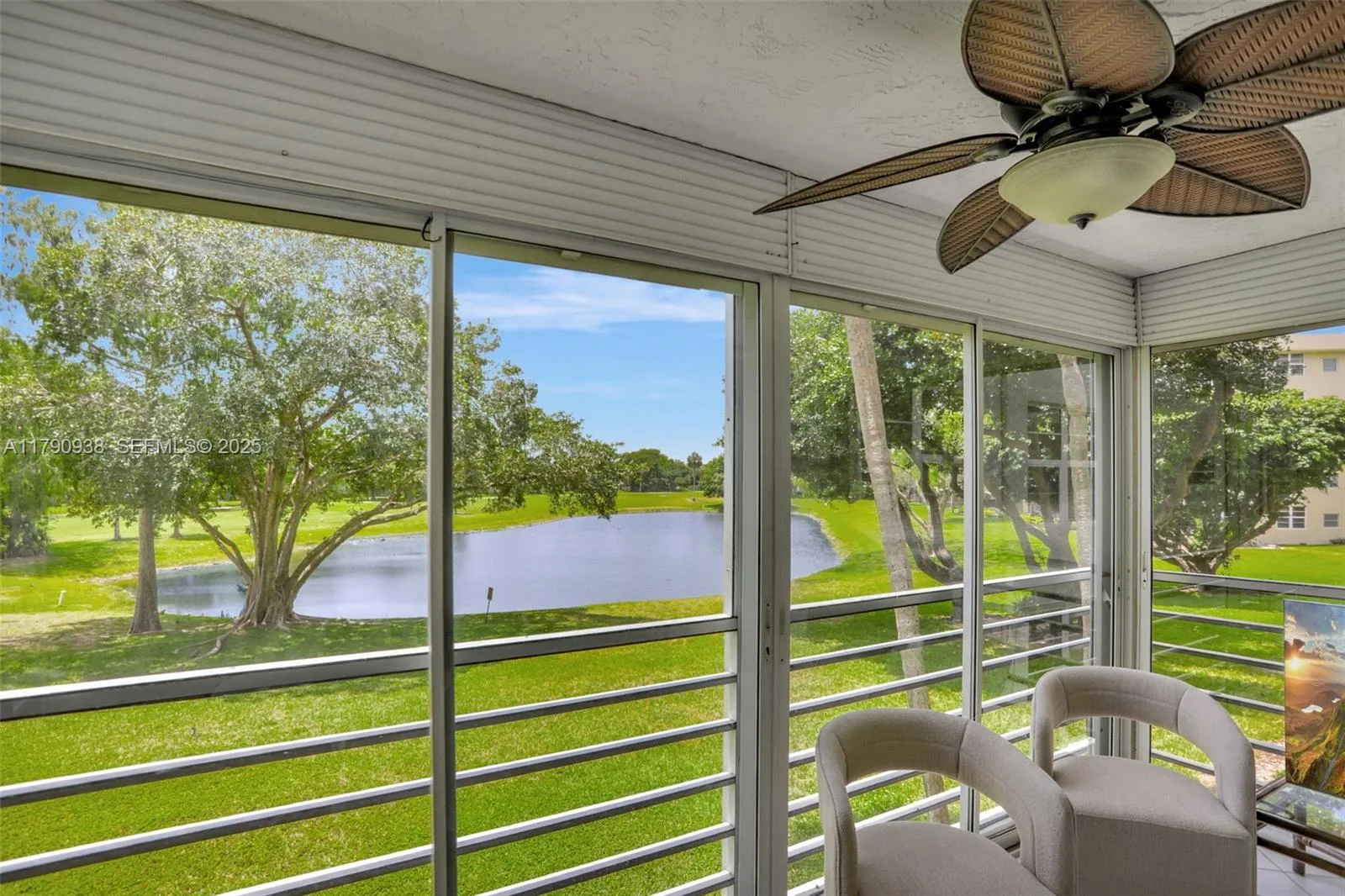 4020 W Palm Aire Dr # 204, Pompano Beach, FL 33069