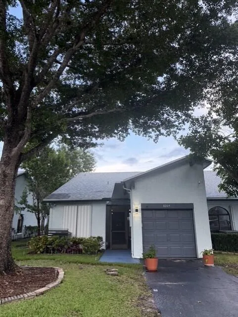 8204 NW 100th Lane, Tamarac, FL 33321