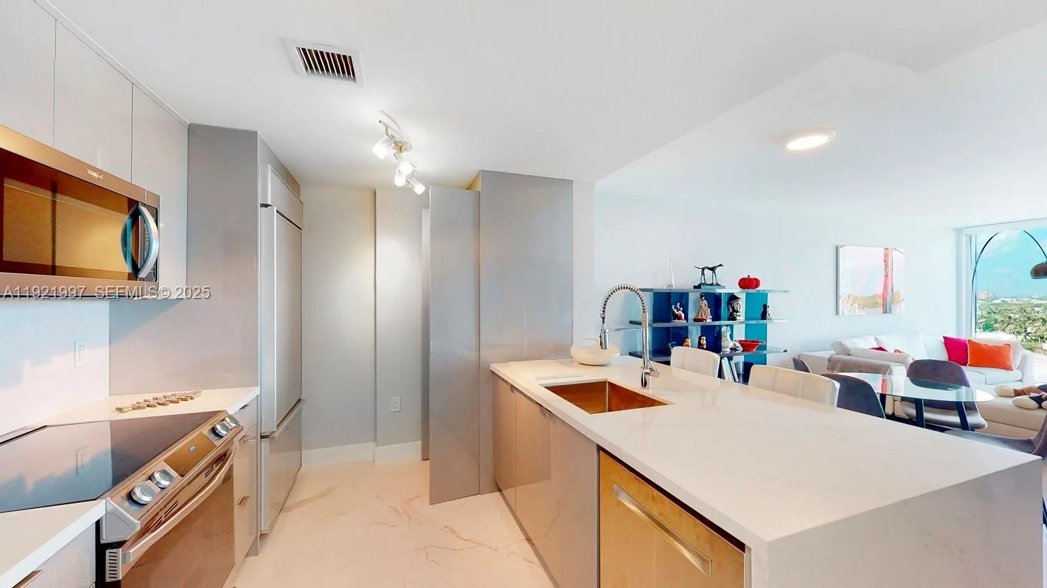 10275 Collins Ave # 724, Bal Harbour, FL 33154 photo 7