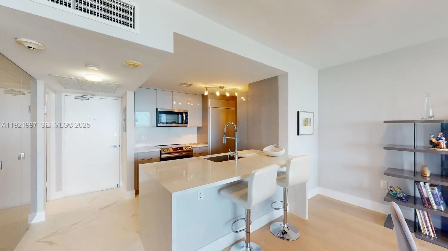 10275 Collins Ave # 724, Bal Harbour, FL 33154 photo 8